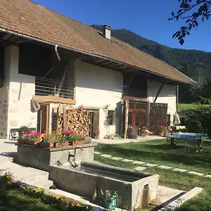  Hébergement de vacances Des Sources D'arvey